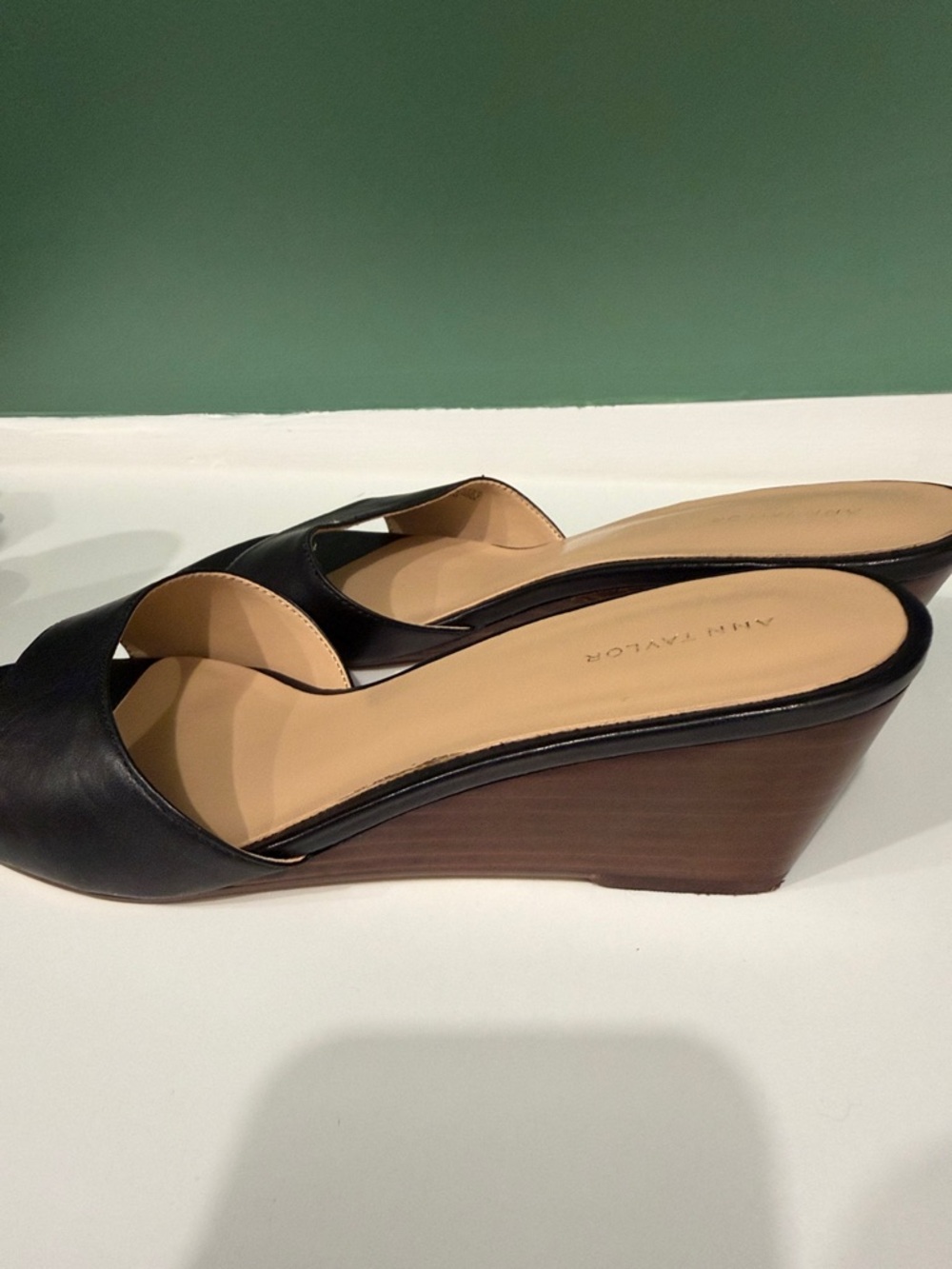 Ann Taylor Black Leather Open-Wedge Slide Mules - Picture 6 of 8